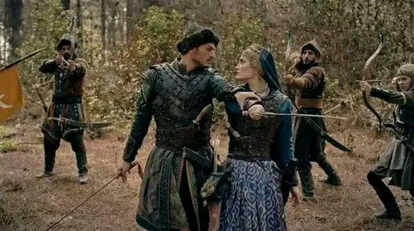 من هي زوجة علاء الدين ابن عثمان تاريخياً  مسلسل المؤسس عثمان الموسم الخامس غونجا خاتون زوجة علاء الدين باشا