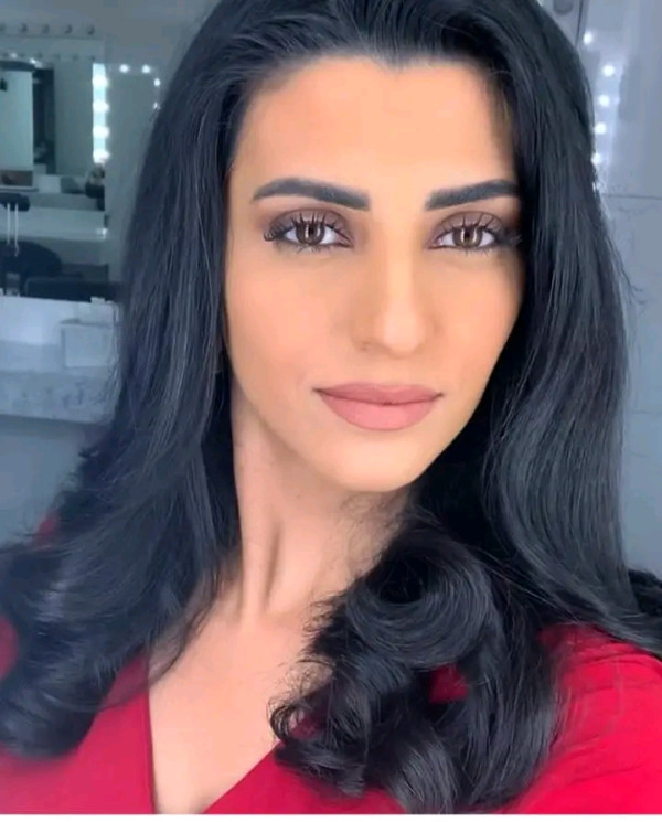 لارا نبهان البلد ويكيبيديا لارا نبهان البلد مذيعة  الحدث  من هي لارا نبهان البلد انستقرام زوج الإعلامية لارا نبهان البلد