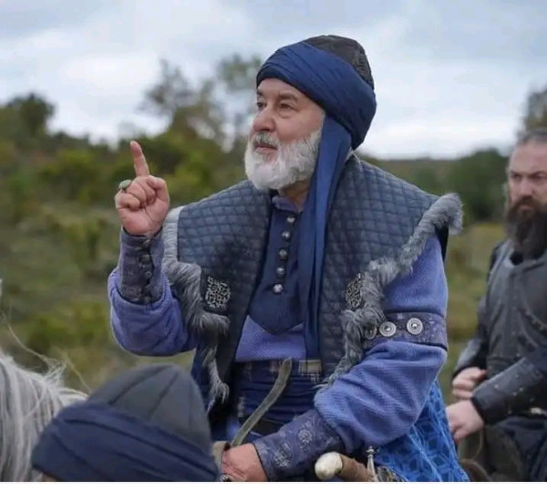 من هو السيد قراصي تاريخيا وفاة سيد قبيلة قراسي في مسلسل المؤسس عثمان ويكيبيديا اسم قرايصي الحقيقي